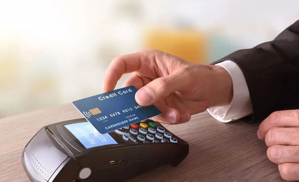 解析：刷卡支付和扫码支付，银行更喜欢那个？